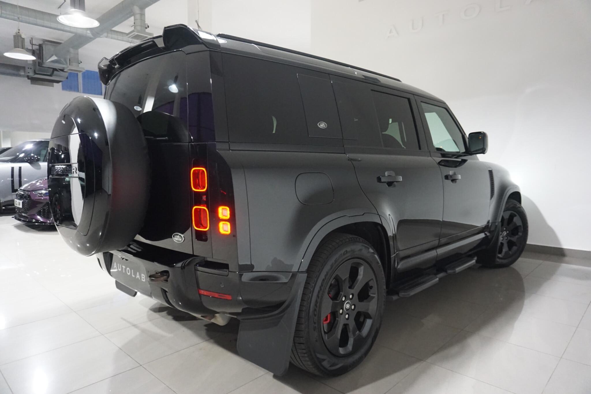 Land Rover Defender 110 2.0 P400e 15.4kWh X-Dynamic HSE SUV 5dr Petrol Plug-in Hybrid Auto 4WD Euro 6 (s/s) (404 ps)
